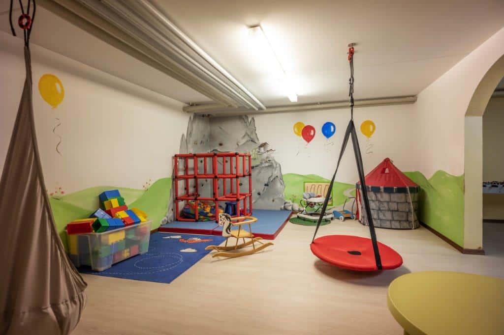 ferienwohnung kaiserblick hr kaebisch ferienwohnanlage oberaudorf spielezimmer